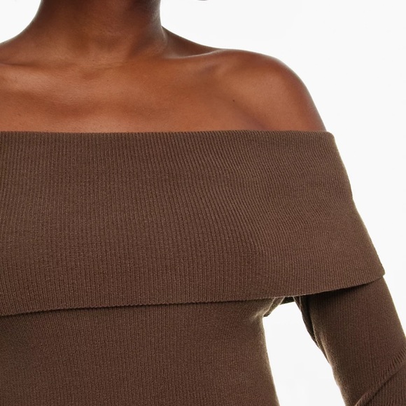 Wilfred off the shoulder sweater in size small in dark blush - Picture 5 of 15